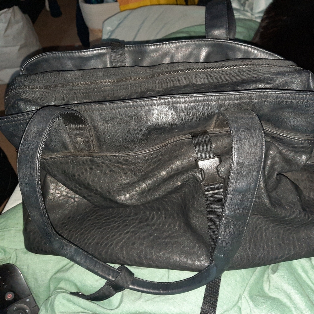 Black Lululemon Yoga Bag